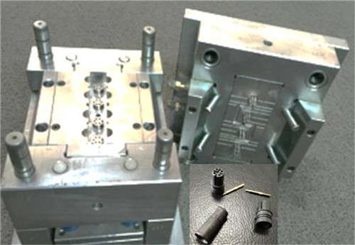 工业塑料模具用于M12连接器