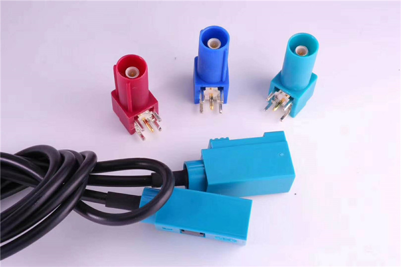 工业电缆连接器中的射频和同轴连接器低电阻负载射频