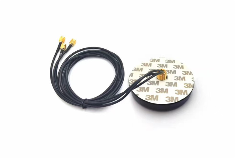 高频和用于信号电缆低电阻的同轴连接器