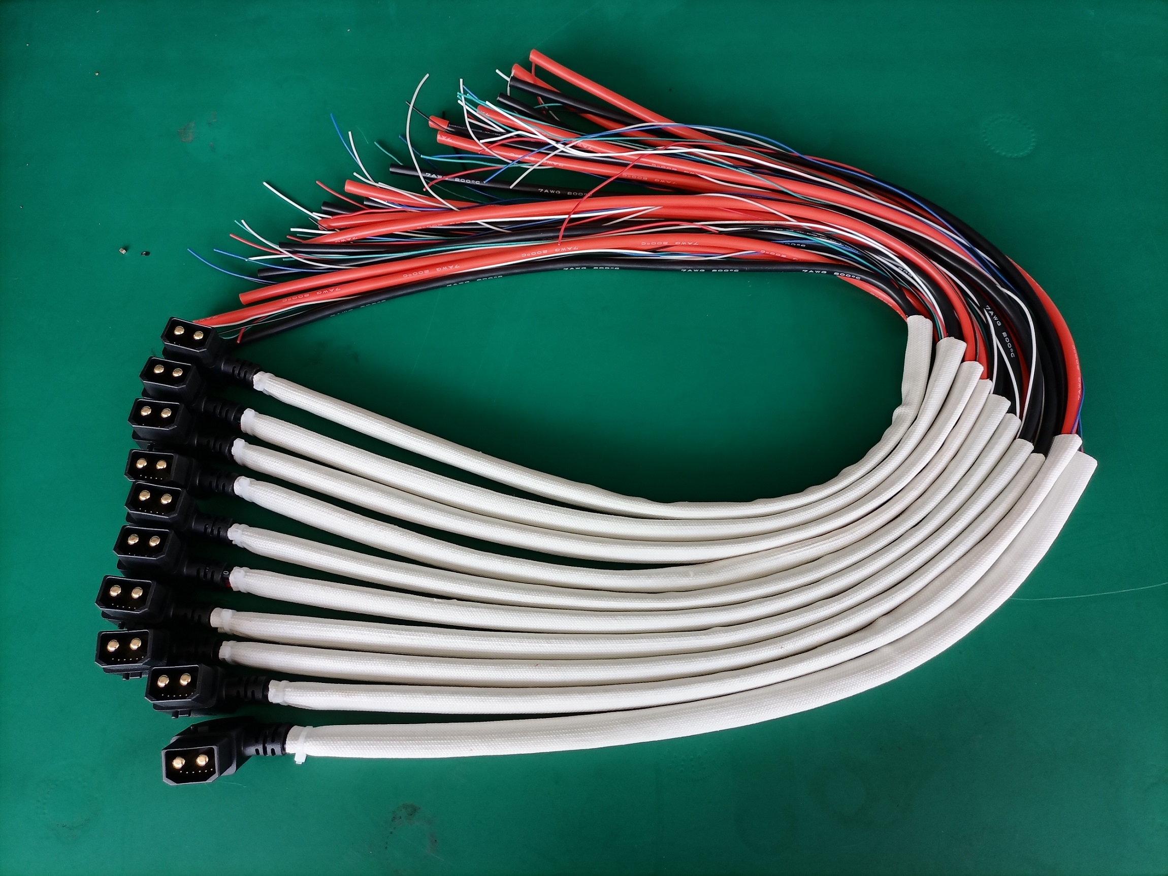 电池组7AWG工业电池充电100A连接器2 + 6防水