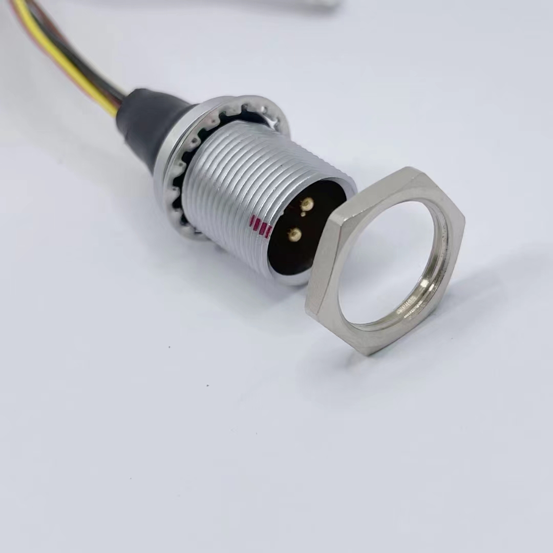 狗万注册页面工业设备金属2+6面板安装连接器工业连接器