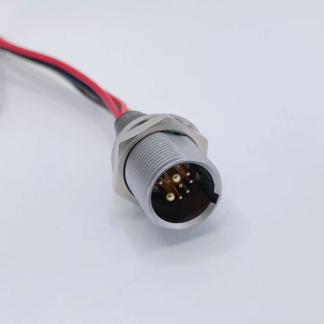 狗万注册页面工业设备金属2+6面板安装连接器工业连接器